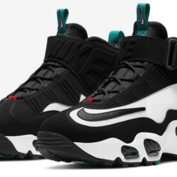 Nike Air Griffey Max 1
White Freshwater (2016)