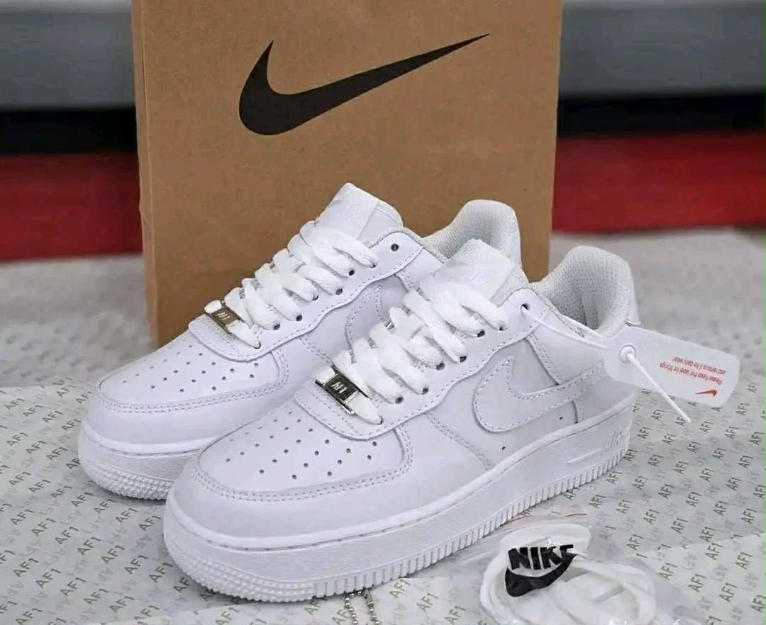 Nike Air Force 1
